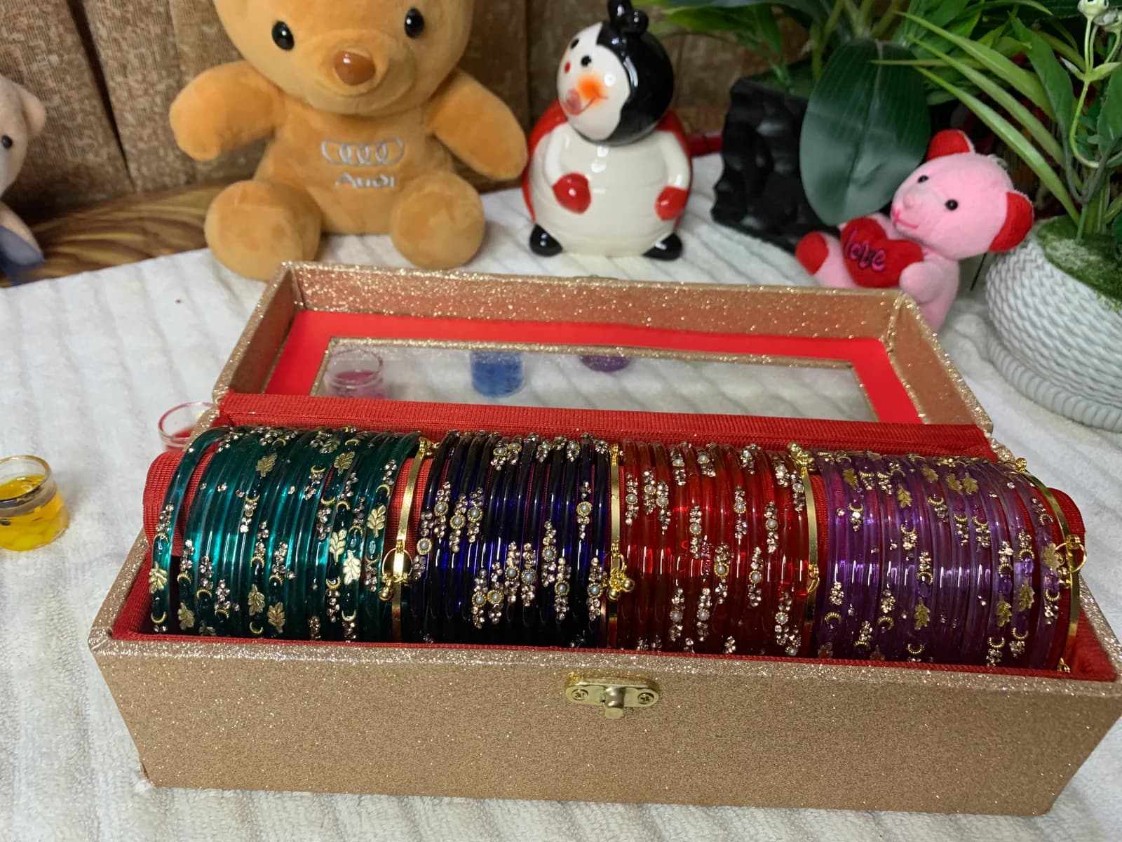 4 Set Churi Box